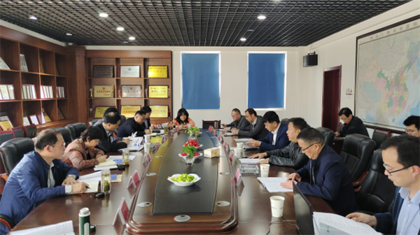 淮南市經信局召開安徽省第八屆工業設計大賽“東辰泰隆杯”專項賽座談會