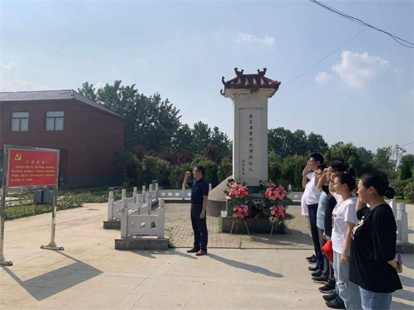 淮南八公山區生態環境分局赴湯王村紅色教育基地接受革命傳統教育