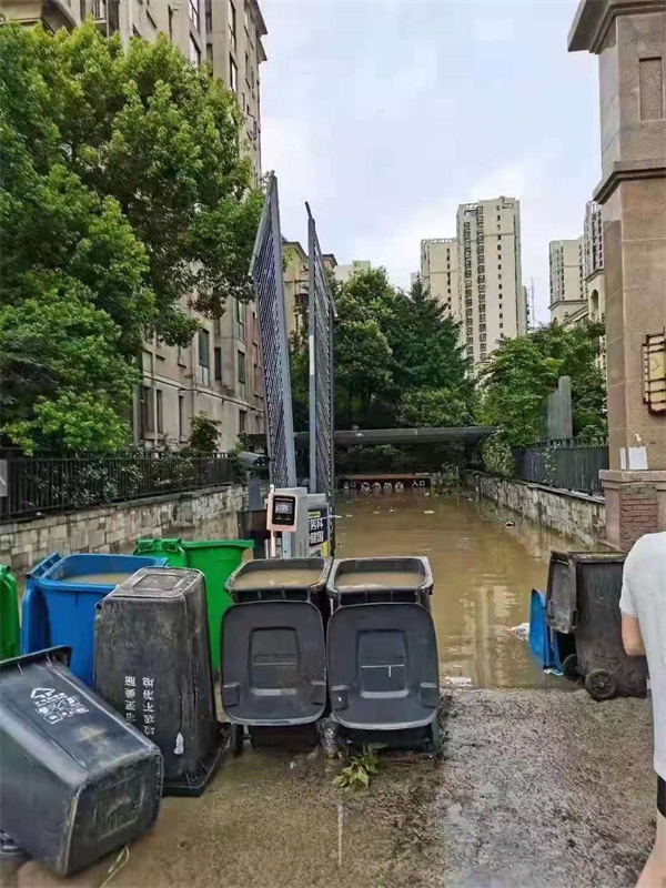 雷暴雨天氣，小區車庫被淹，誰的責任？如何追責？