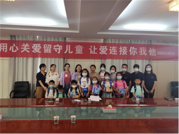 淮南【毛集實驗區(qū)】團(tuán)毛集實驗區(qū)委開展“關(guān)愛留守兒童、讓愛連接你我他”服務(wù)活動