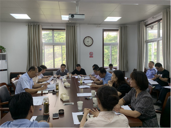 淮南市大通區(qū)人民政府教育督導(dǎo)委員會召開全體成員單位會議