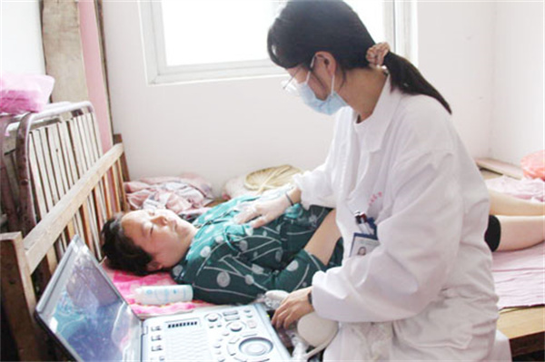 淮南市鳳臺縣婦聯為重殘婦女撐起健康“保護傘”