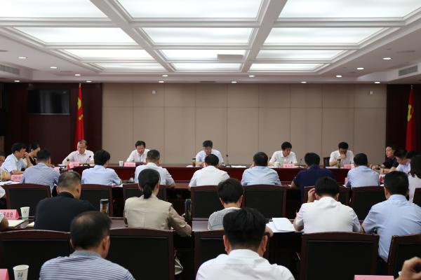 淮南市委常委、常務副市長孫良鴻主持召開全市金融工作座談會