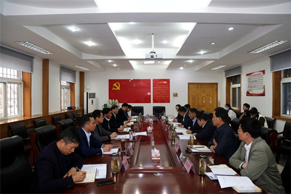 淮南市大通區委理論學習中心組學習會議召開