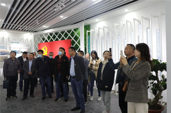 淮南市園區非公企業黨建工作現場會召開