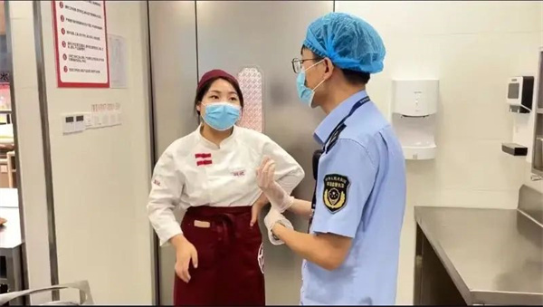 淮南一地錯時執法，守護民生，保障夏季食品安全